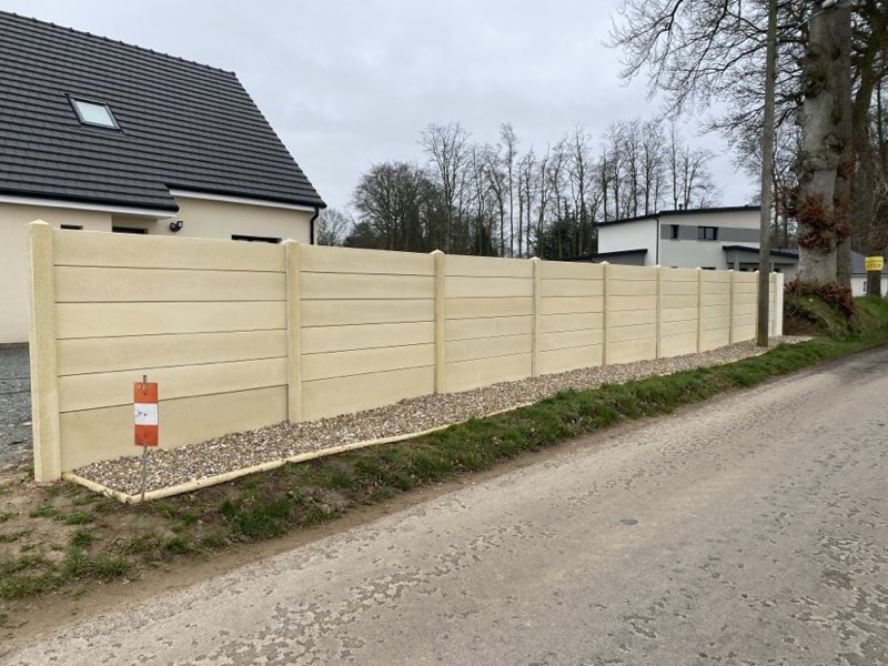 Clôtures béton — réalisation Clôtures Tropardy (clôture béton mur de soubassement), réf. 05